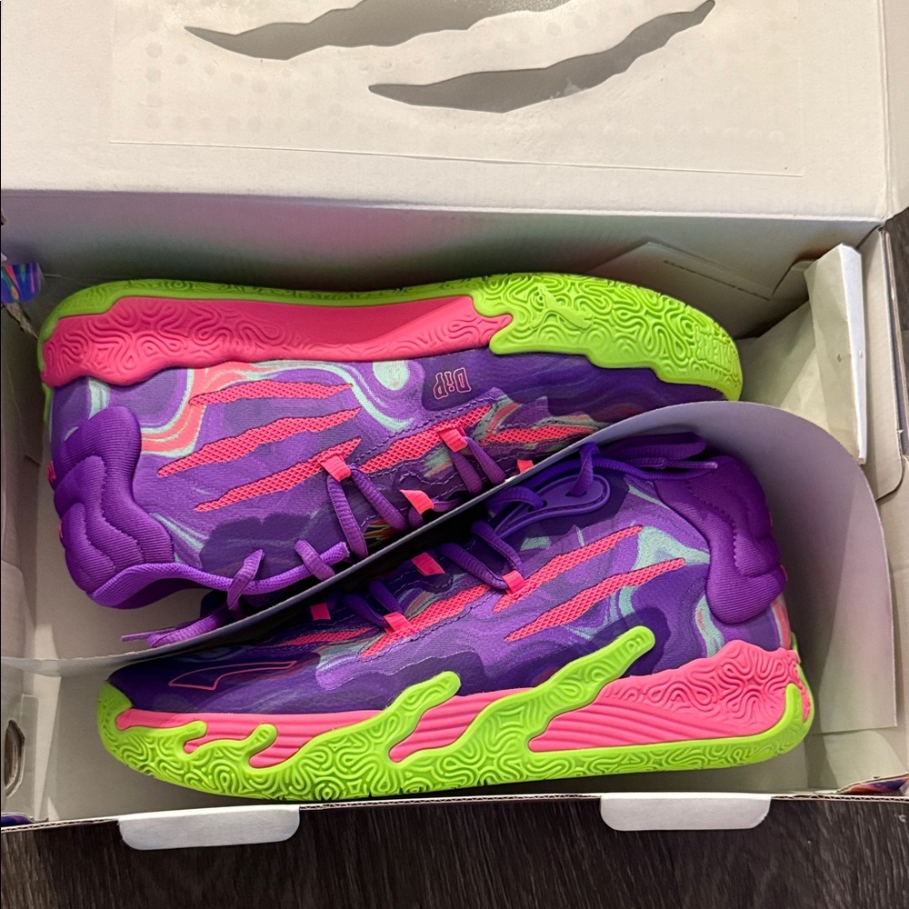 Lamelo Basketball shoes